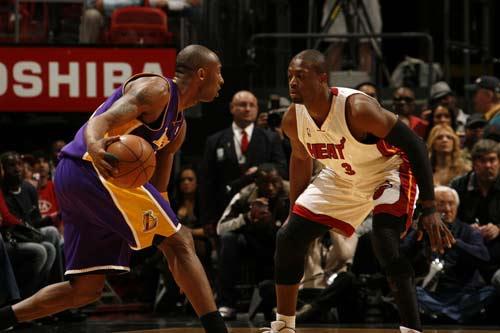 东福山矶钓遇小油扁围堵，坚守终获大黑鲷惊喜（东福山矶钓遭小油扁围攻，苦守终喜获大黑鲷）