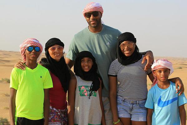 胡荷韬：齐心协力就能战胜一切，下场继续拼（胡荷韬：众志成城必克万难，下一场继续全力以赴）