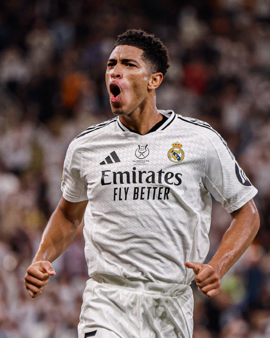 辽宁铁人祝贺重庆铜梁龙冲超：敢打敢拼，晋级中超实至名归（辽宁铁人致贺重庆铜梁龙升入中超：敢打硬仗，当之无愧）