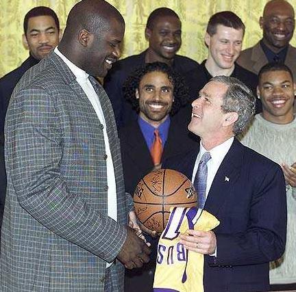 米亚托维奇：皇马应如待C罗般给姆巴佩喂球；我们当年不谈裁判（米亚托维奇：皇马该像对C罗一样为姆巴佩输送炮弹；当年我们从不讨论裁判）