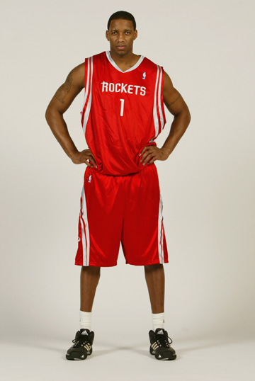 遭绝杀战绩来到2胜2负！记者：山东队这赛季的日子不太好过（再遭绝杀后战绩变为2胜2负，记者：山东队本赛季日子难熬）