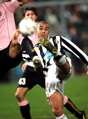 罗体：米兰vs拉齐奥VAR将被停哨；主裁未判点球正确但解释有误（罗马体报：米兰战拉齐奥VAR裁判将被停哨，主裁拒判点球决定正确但解释失当）