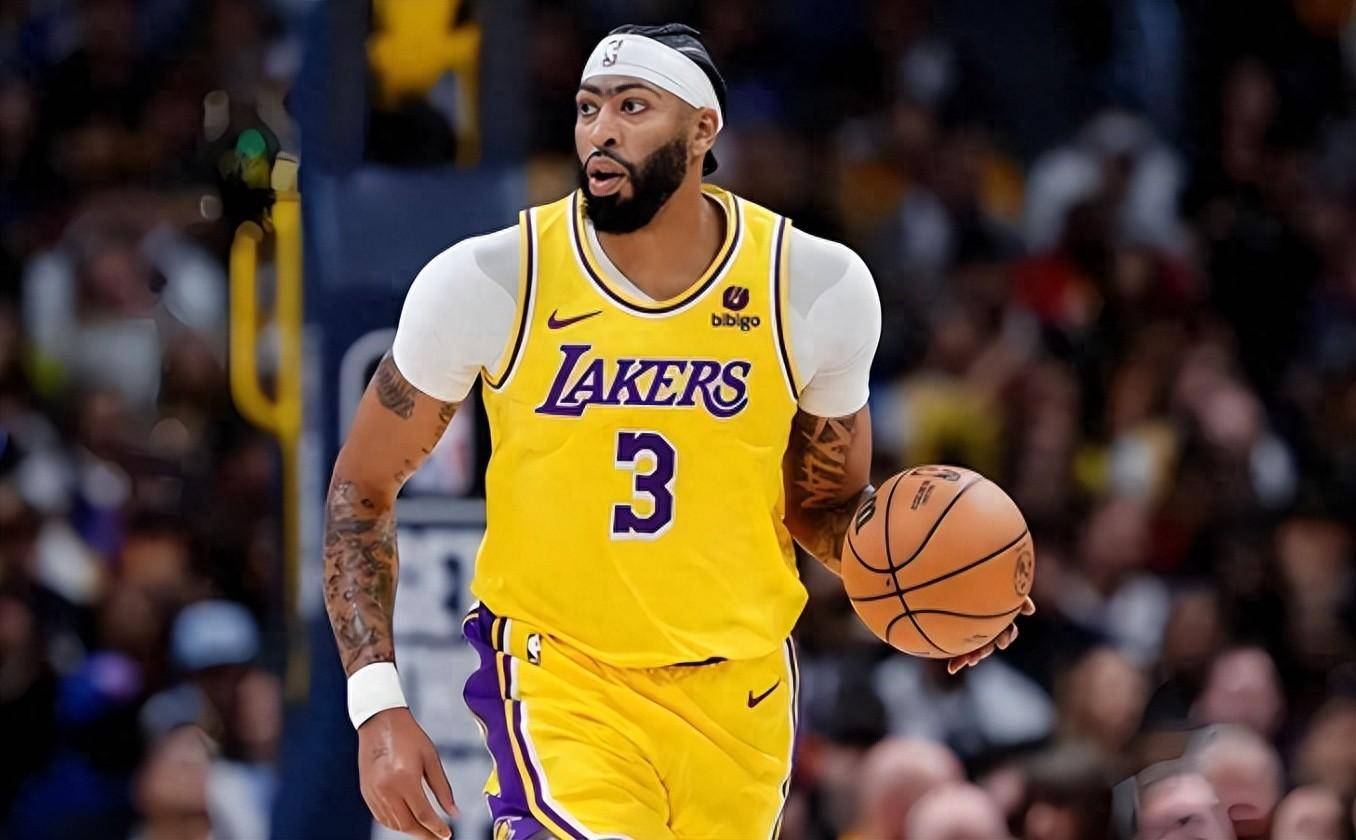 独行侠的坚守与克莱的时光之旅（独行侠的执着与克莱的岁月旅程）