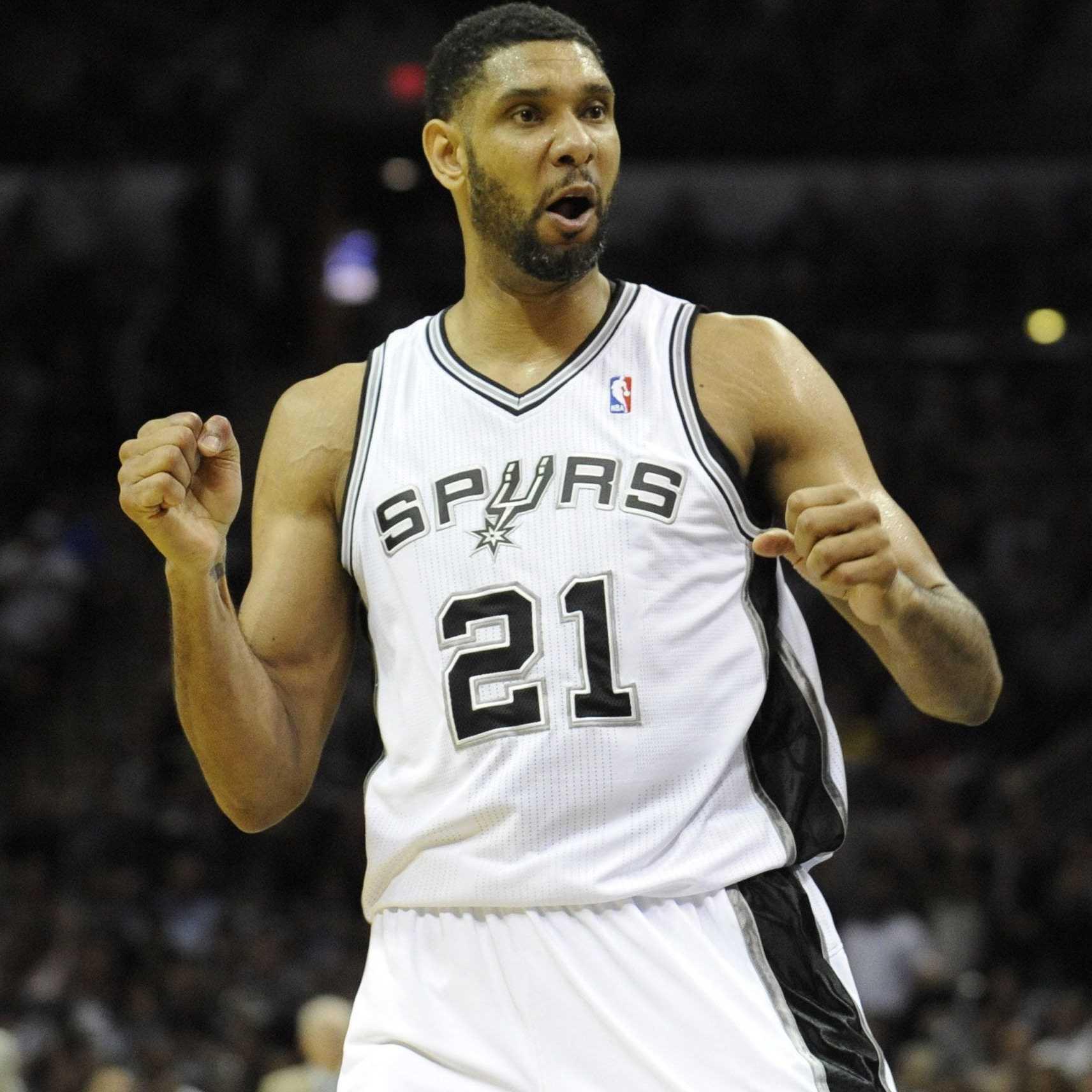 爱德华兹轰39分带队终结连败，统治末节独砍14分杀死比赛（爱德华兹砍下39分率队止连败，末节独取14分一锤定音）