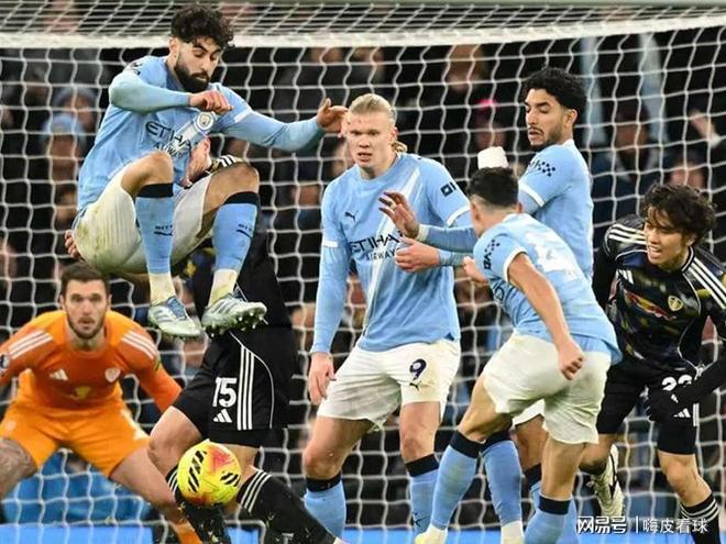 接班范戴克！曝利物浦求购德国主力中卫 多特开价5000万镑（曝利物浦欲斥5000万镑签德国主力中卫，被视为范戴克接班人，多特标价已定）