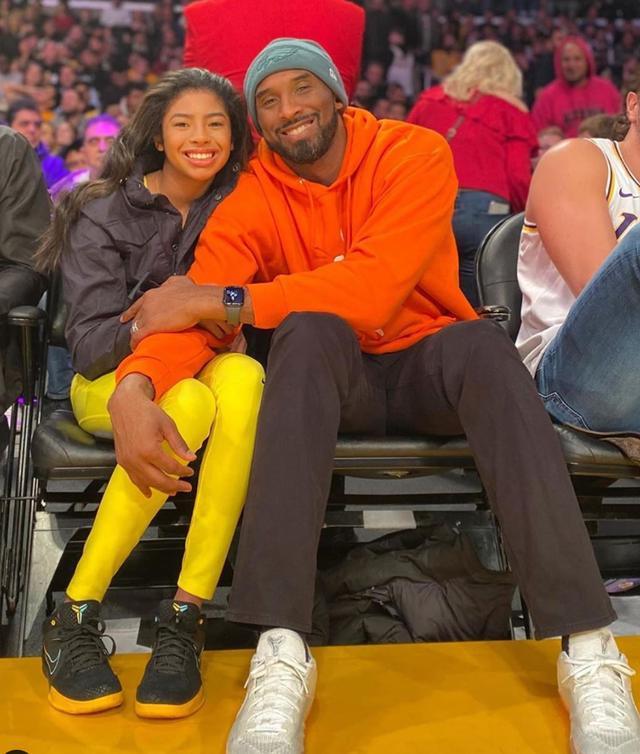 东契奇重伤！詹姆斯36分破纪录，湖人惨败快船，一战认清5个事实（东契奇伤情告急！詹姆斯36分改写纪录，湖人惨负快船，这一战揭示5个关键真相）